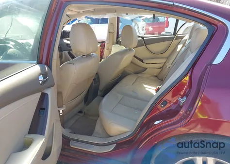 2010 Nissan Altima 2.5 S из США, поврежденный, VIN 1N4AL2AP7AN555654